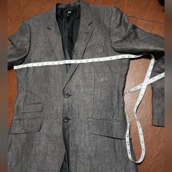 Men's Gray Blazer - Picture 4 of 10